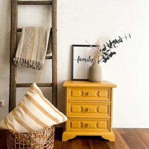 Taija – einzigartige Vintage-Kommode