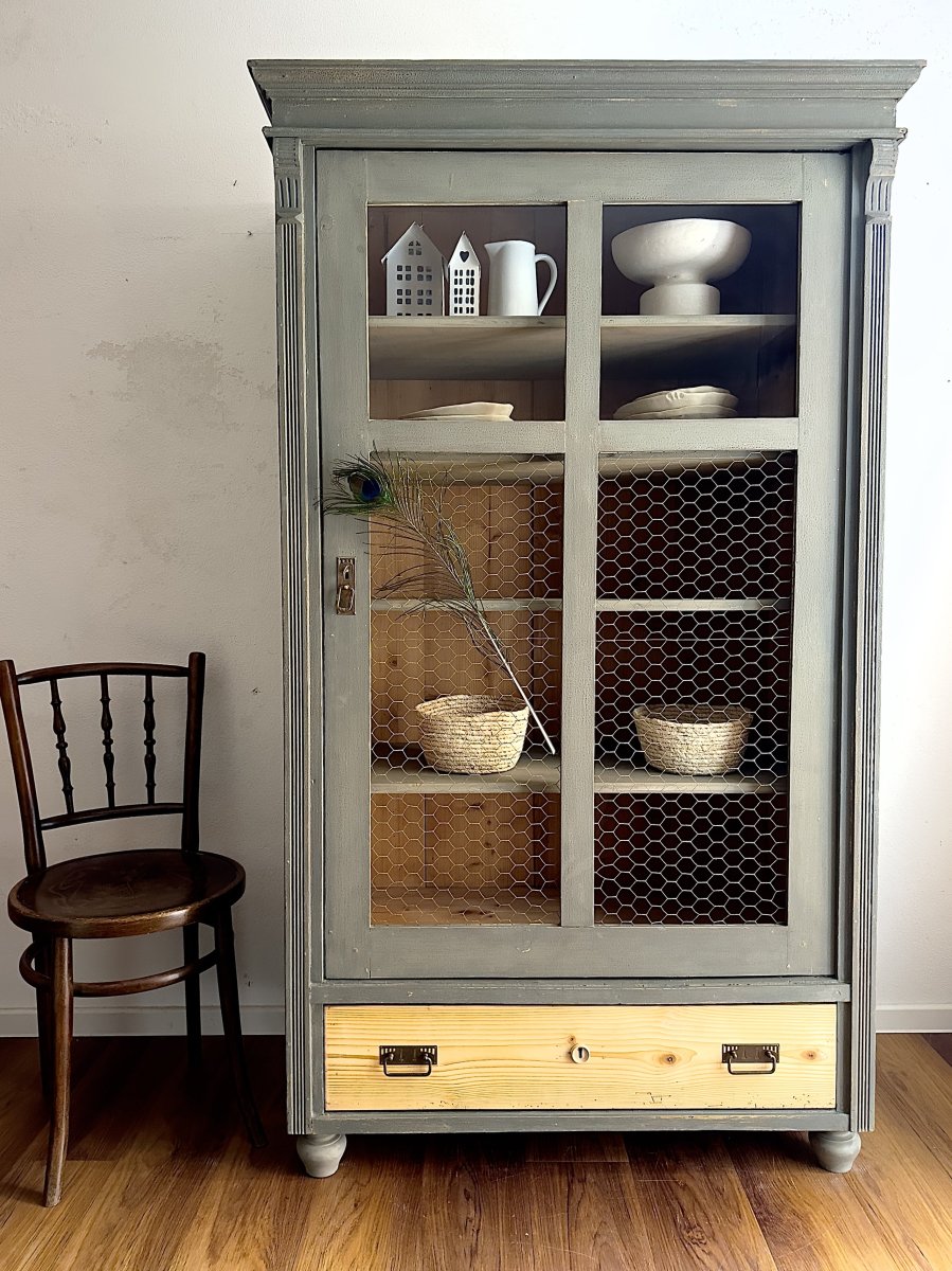 Louis – Glasvitrine mit dem besonderen Extra